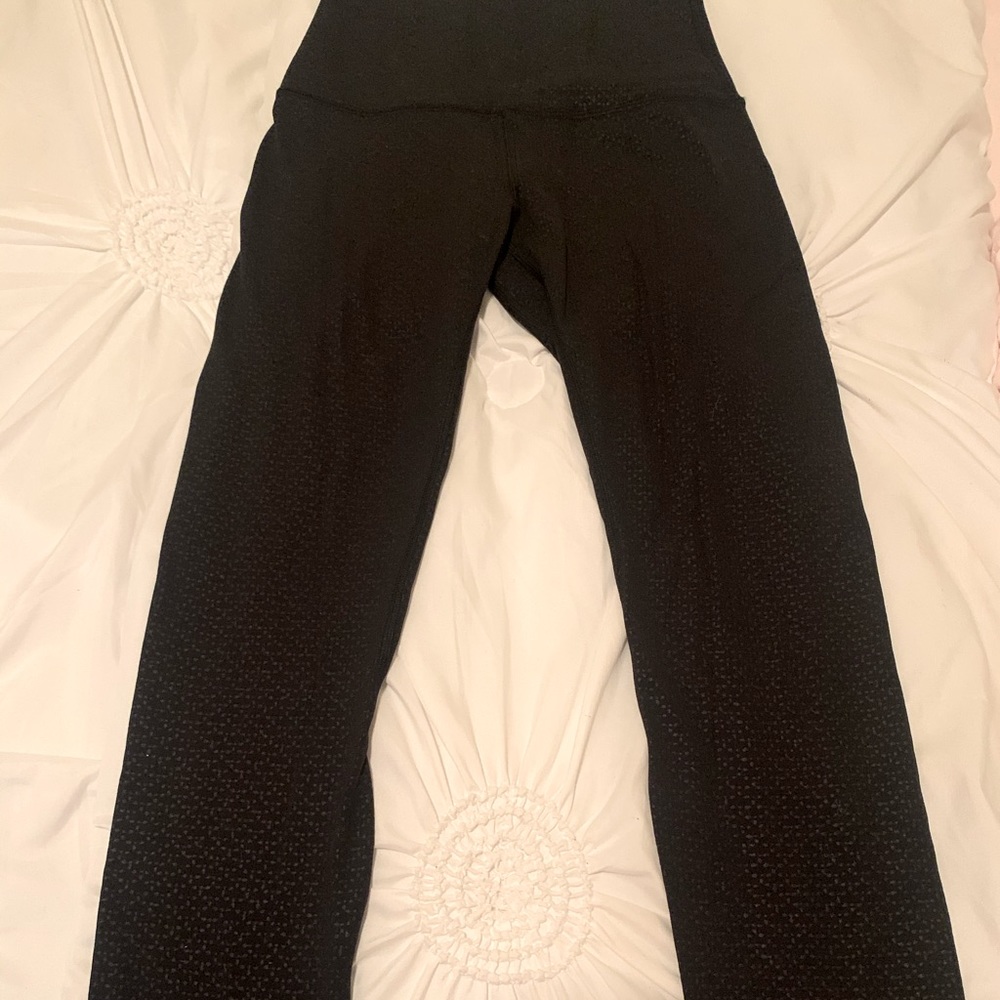 Lululemon Bundle. - Picture 4 of 4